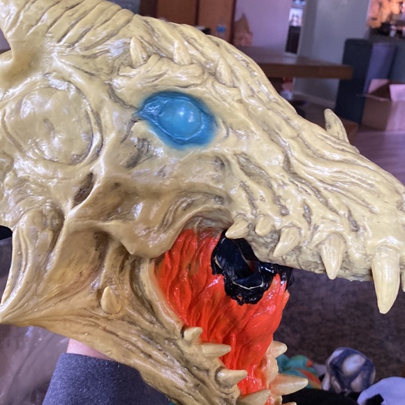 NWT Light Up & Sound Skeletal Dragon Jumper  Mask Wings Kid Halloween Costume M - Picture 6 of 7